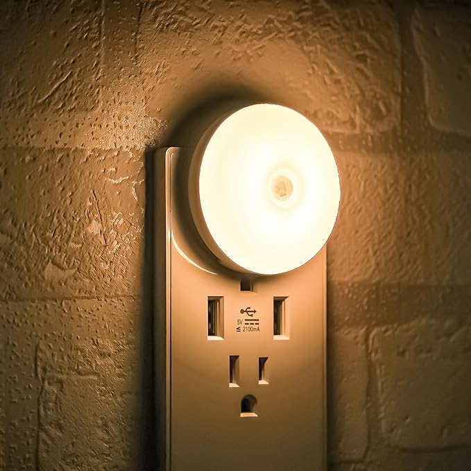 Motion Sensor Night Light, 2 Pack Motion Activated Night Light Plug in, Automatic ON OFF, 3200K Warm Hue, LED Nightlights Plug into Wall, for Bathroom, Kitchen, Bedroom, Kids room, Hallway, Stairway