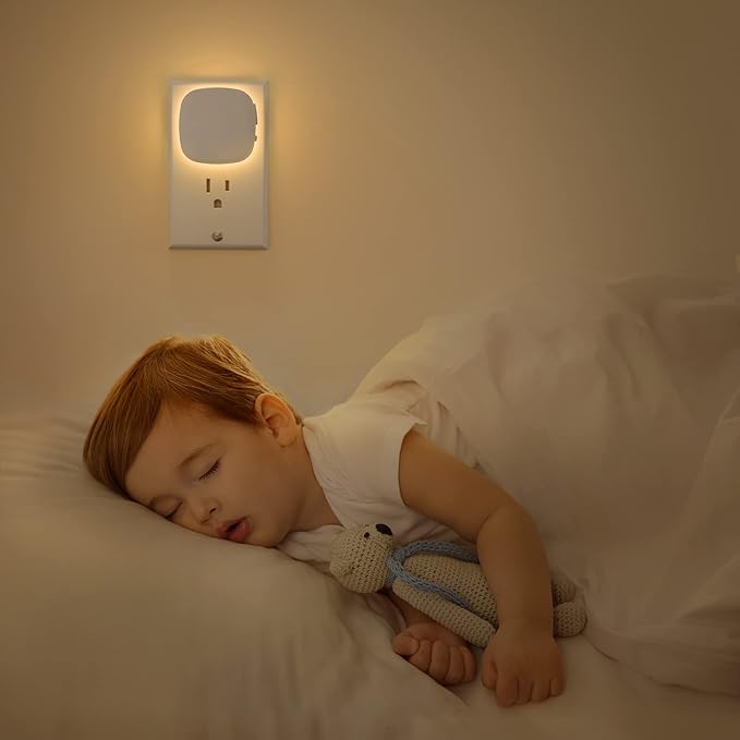 AUVON Plug-in LED Backlit Night Light with Motion Sensor & Dusk to Dawn Sensor, 2200K Soft Warm White Nightlight with 1-50lm Dimmable Brightness for Adults & Kids' Bedroom, Bathroom, Hallway (4 Packs)