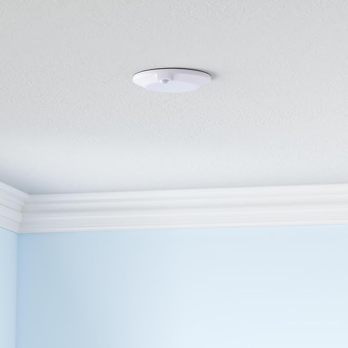 CLOUDY BAY Motion Sensor Ceiling Light Indoor,120V CRI90 10W 5000K Bright Day Light,6.5 inch LED Flush Mount Ceiling Lighting Fixture for Garage,Walk-in Closet,Attic,Pantry Wet Location White Finish
