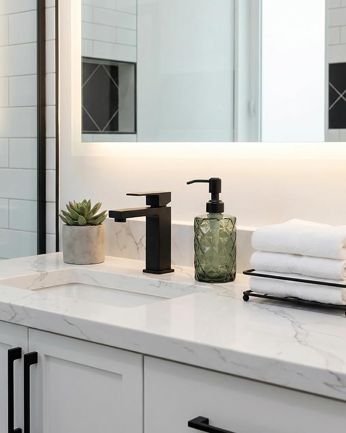 JASAI Forest Green Glass Soap Dispenser with Black Rustproof Pump, Refillable Small Soap Dispenser for Kitchen and Bathroom.
